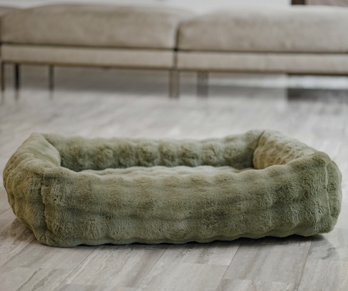 WEN Pets Ultra Plush Faux Fur Bed